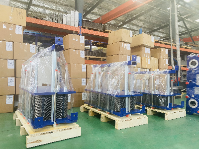 2020年冬青島的第一場雪，換熱器廠家車間熱火朝天忙發(fā)貨